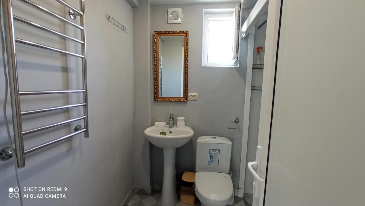 Samira Hotel Gagra Bagian luar foto