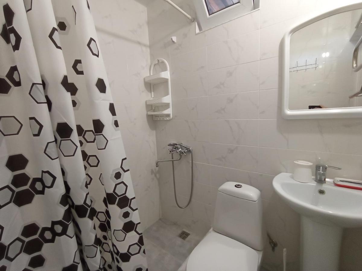 Samira Hotel Gagra Bagian luar foto