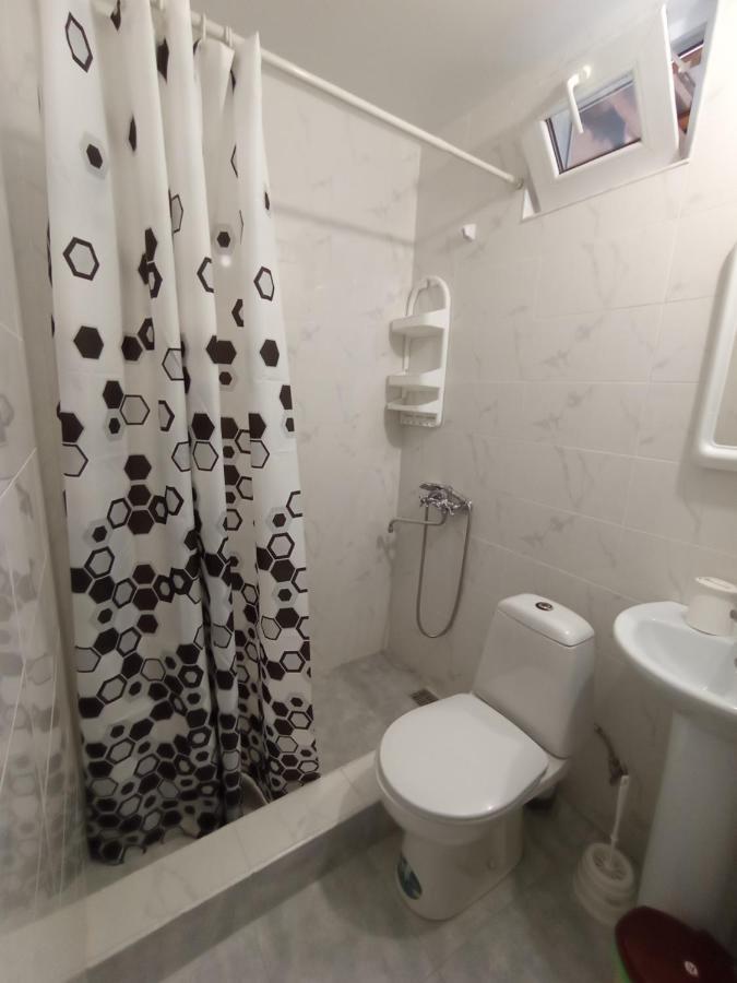 Samira Hotel Gagra Bagian luar foto
